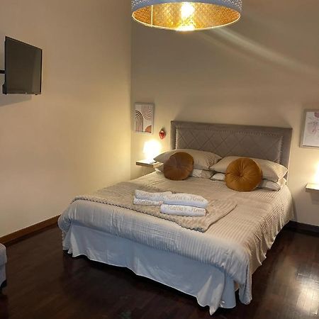 Mattia'S Home Касерта Екстериор снимка